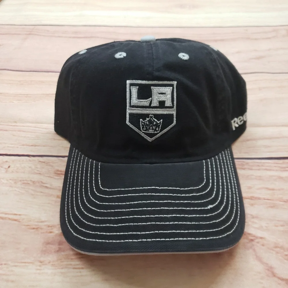 Los Angeles‎ Kings Hat Cap Strap Back Black Gray NHL Hockey Mens Reebok NEW A1
